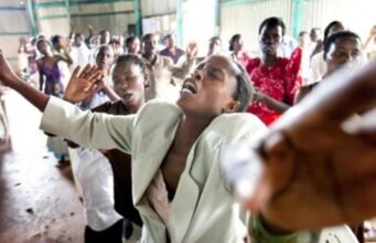 Gabon : à Libreville, les bars, maquis et églises continuent de faire du bruit malgré l’interdiction de dépasser 85 décibels