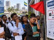 Gabon : diplômés mais sans expérience, les jeunes face au piège des offres d’emploi exigeant 5 ans de pratique