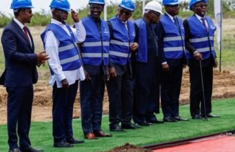 Kenya : Aliko Dangote lance un projet de raffinerie à 16 milliards de dollars pour réduire la dépendance de l’Afrique aux carburants importés