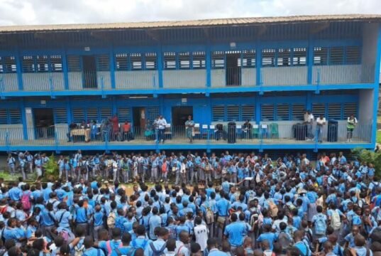 Gabon : rentrée scolaire déjà lancée, plusieurs établissements attendent toujours leurs nouveaux responsables, une situation qui inquiète la communauté éducative