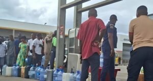 Gabon : Port-Gentil bientôt dotée de stations de péage et de pesage pour mieux contrôler le trafic routier