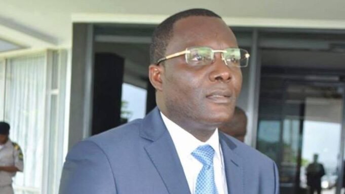 Gabon : vote obligatoire, Ali Akbar Onanga Y’Obegue met en garde contre une mesure qui pourrait accentuer la défiance des électeurs