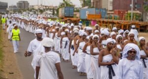 Gabon : contes, rites et traditions en danger face au numérique, comment préserver l’héritage culturel des générations futures ?