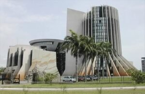 Gabon : 71 permis miniers retirés du circuit privé, l’État reprend la main sur l’exploitation de l’or
