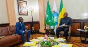 Foncier : Oligui Nguema remet 16 000 titres fonciers aux Gabonais, un pas décisif pour sécuriser les propriétés