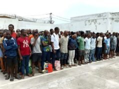 Gabon : couteaux, machettes et drogues découverts lors d’une fouille à la prison centrale de Libreville