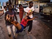 Gabon : agressions filmées, victimes exposées, quand les téléphones prennent le dessus sur la solidarité